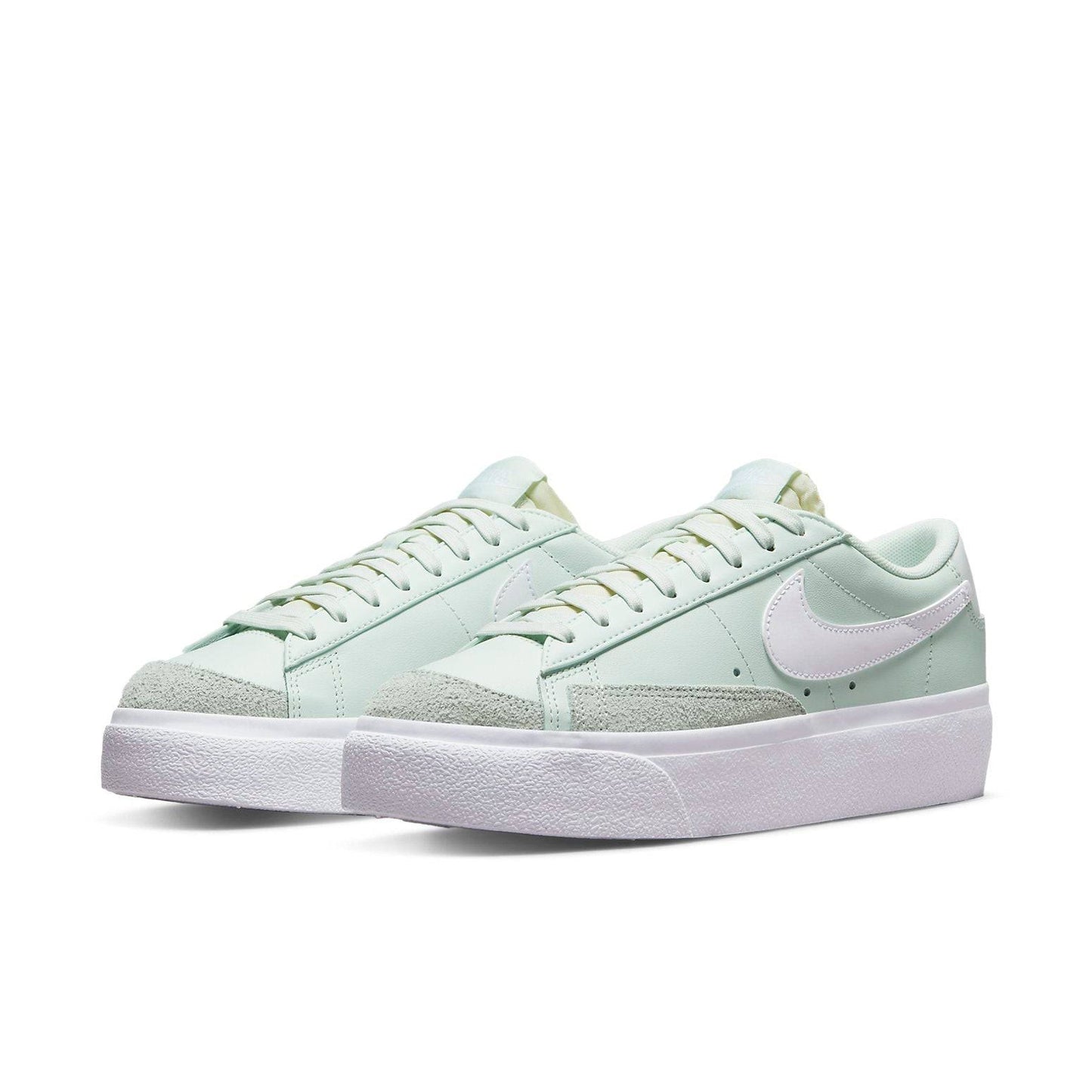 NIKE BLAZER LOW PLATFORM